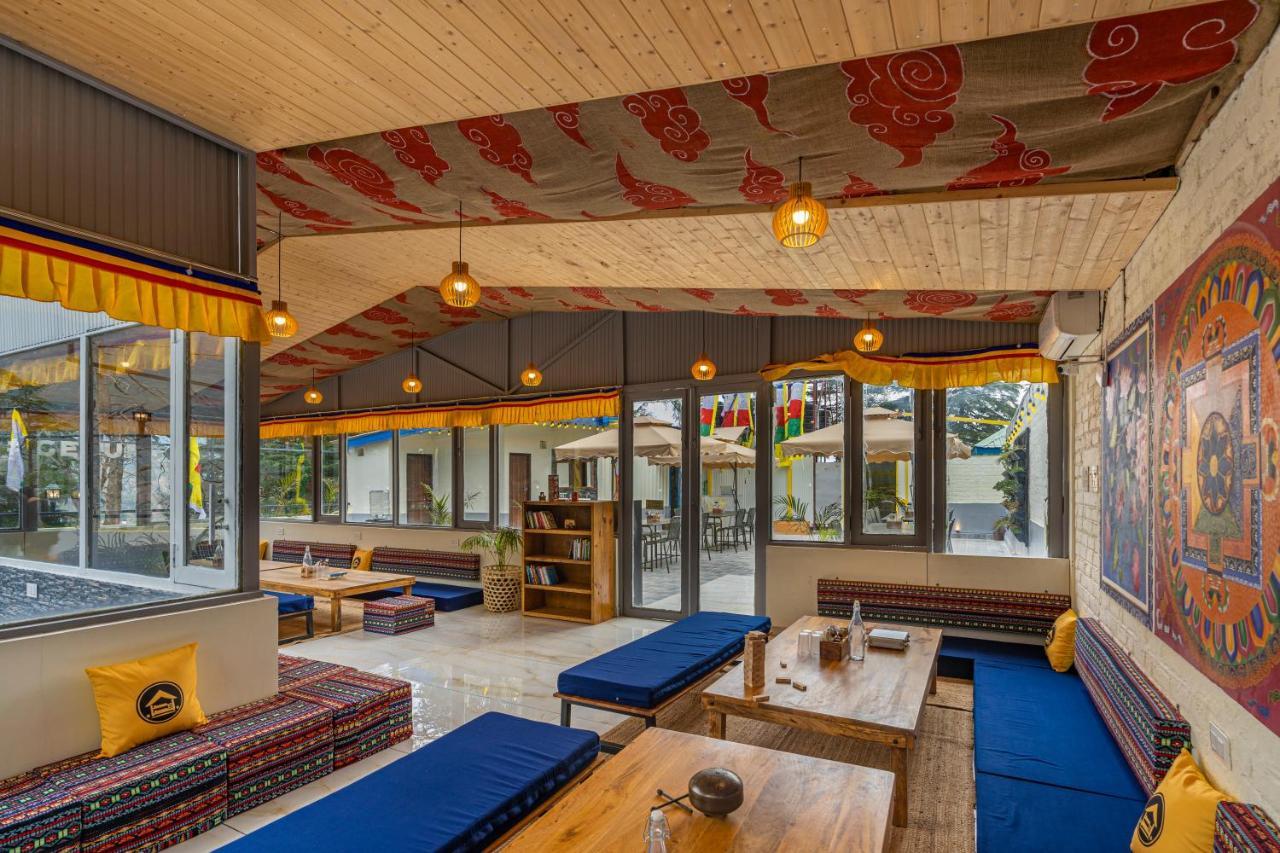 The Hosteller Mcleodganj, Mall Road McLeod Ganj Eksteriør billede