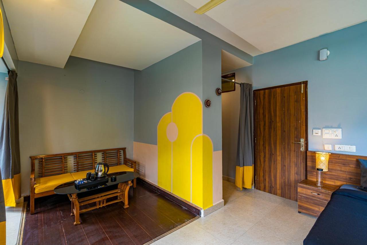 The Hosteller Mcleodganj, Mall Road McLeod Ganj Eksteriør billede