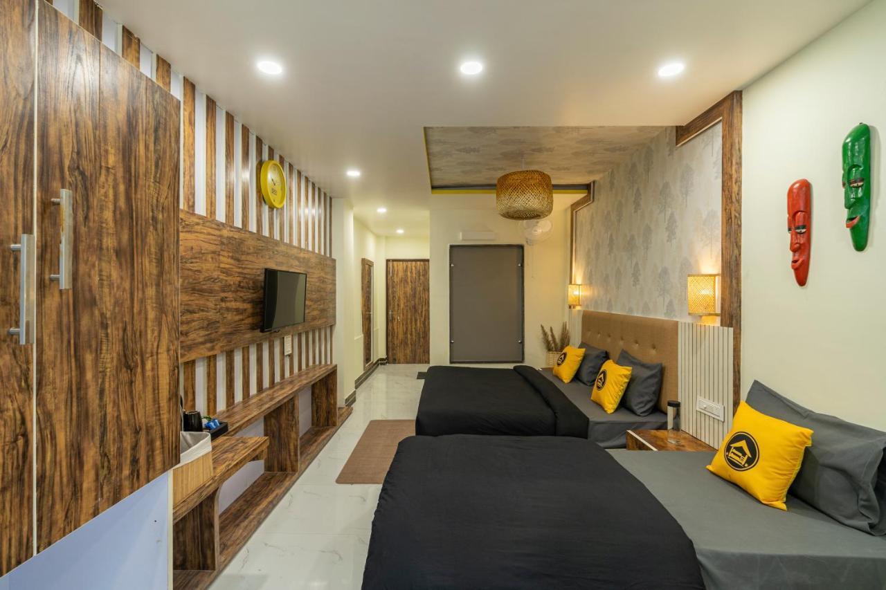 The Hosteller Mcleodganj, Mall Road McLeod Ganj Eksteriør billede
