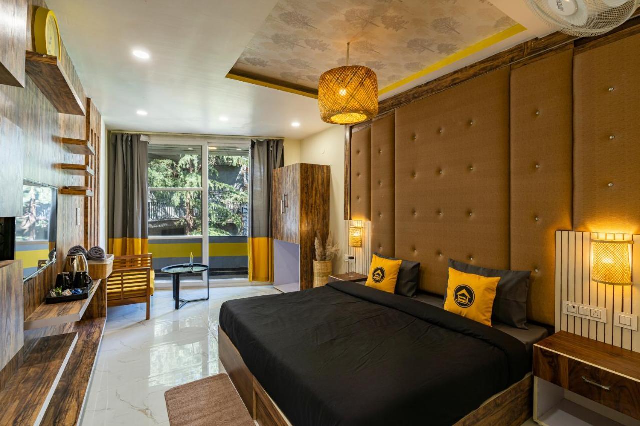 The Hosteller Mcleodganj, Mall Road McLeod Ganj Eksteriør billede